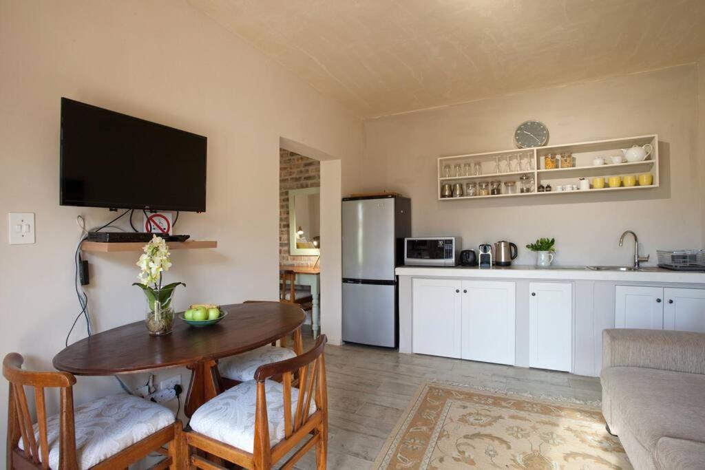 Viettz Suite Stellenbosch Buitenkant foto